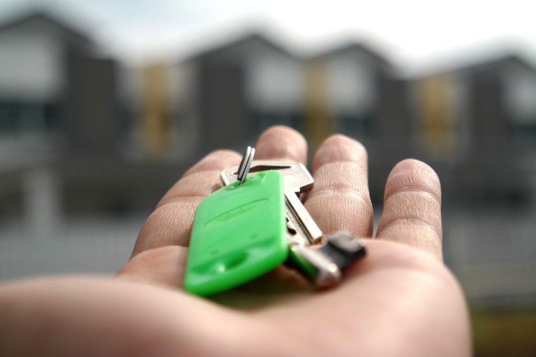 Kredyt hipoteczny na mieszkanie: Wybór finansowania marzeń o własnym lokum